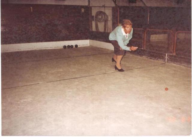 Año 1977 - Torneo de Bochas. Socia Micaela Sanz de Granell.